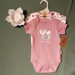 3-piece chick pea onesie set